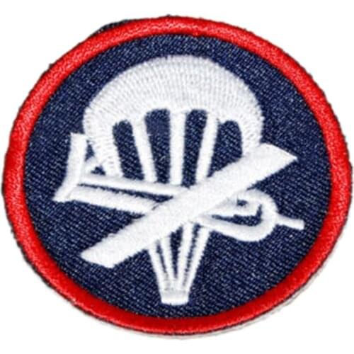 WWII US AIRBORNE PARATROOPER GARRISON CAP BADGE INSIGNIA PATCH COCKADE