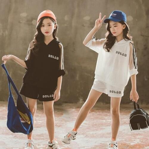 Girls' Summer Dress 2021 New Fashionable Suit Big Girl Suit Western Style Childrens Loose Short-sleeved Shorts Two-piece Trend