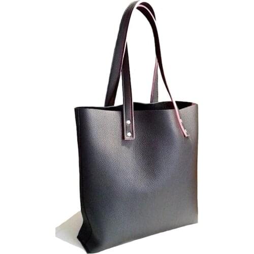 TRENCADÍS. Leather bag. Black leather bag, shoulder bag, unisex