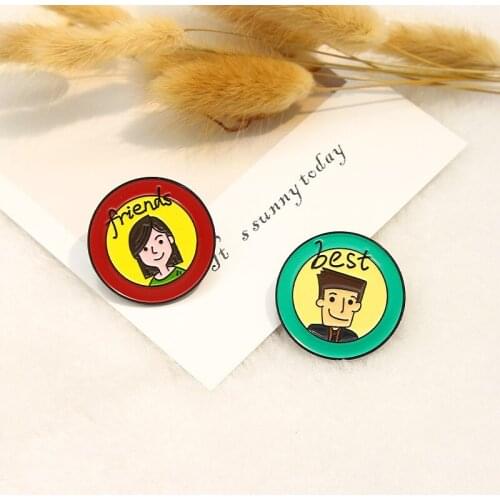 2/Set Cartoon Best Friends Round Enamel Brooch Boy Girl Head Portrait Couple Pins Alloy Badge Sweet Cute Woman Jewelry Gift
