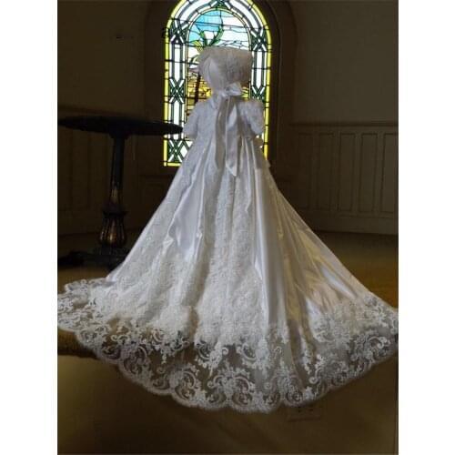 Vintage Lace Newborn Baby Girls Christening Gown Long Baptism Dress Toddler Heirloom Gown White Christening Dress with Bonnet