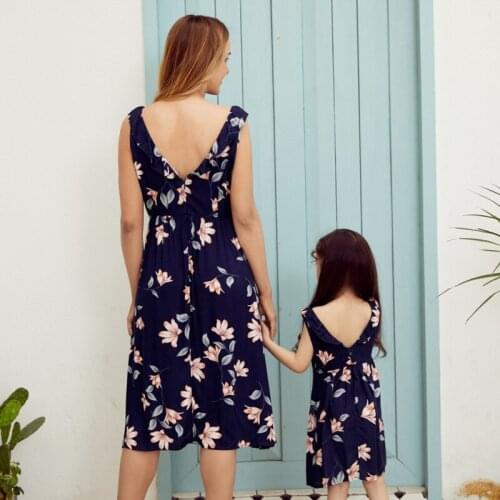 Summer Mommy Daughter Floral Print Sleeveless Dress Daddy SonStriped T-shirt Family Matching Outfits