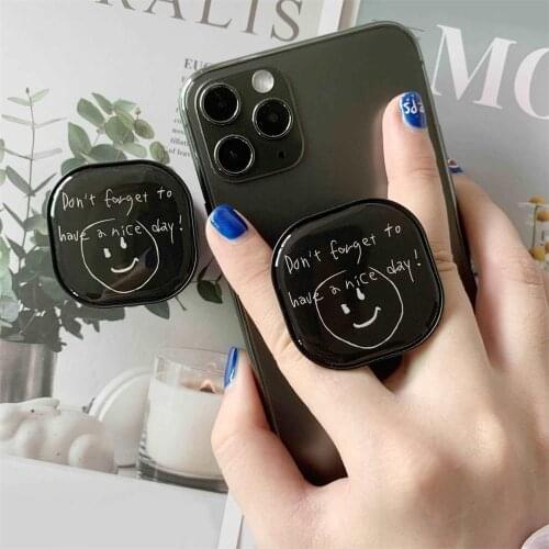 Popular Universal Foldable Phone Holder Stand Kawaii Mobilephone Socket Finger Ring Grip Tok Accessories Suitable for iPhone12