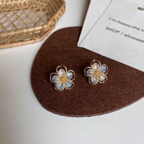 Besimpol Korean Style 925 Sterling Silver Stud Earrings Elegant Gentle Flower Earrings For Women Exquisite Ear Jewelry Gifts