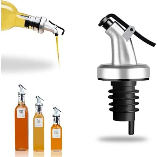Olive Oil Sprayer Liquor Dispenser Wine Pourers Flip Bottle Silicone Cap Stopper Soy Source Tap Tool Bar Kitchen Accessories