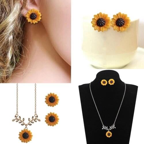 Cute Sunflower Leaves Pendant Ear Studs Earrings Necklace Women Jewelry Set Gift