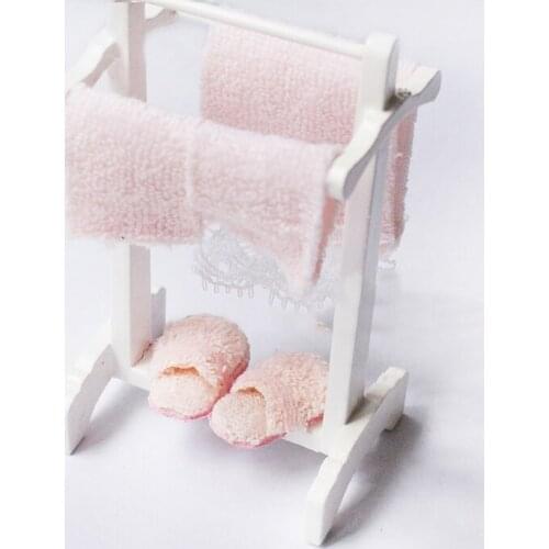 G10-X180 children baby gift Toy 1:12 Dollhouse mini Furniture Miniature rement accessories Towel rack white blanket set