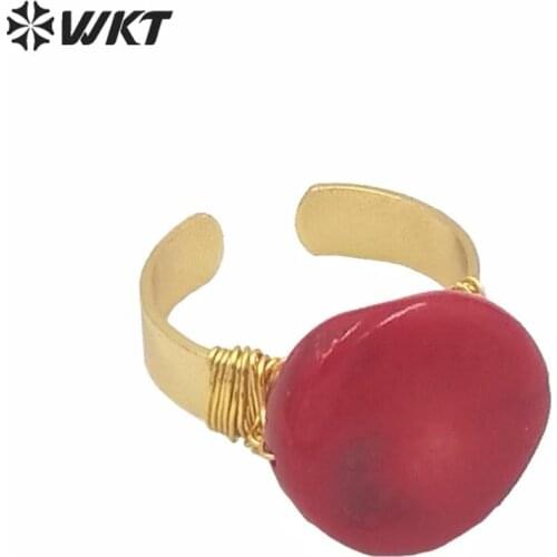 WT-MPR008 WKT new design women gold electroplated resist tarnishable hand make wire wrapped red coral ring for women