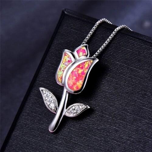 Fashion Rose Flower Pendants Necklace Elegant Rhinestones Imitation Fire Opal Pendant Necklaces For Women Jewelry Valentine Gift
