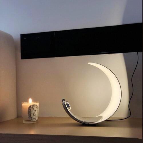 Luxury Half Moon Led Table Lamp Living Study Room Reading Decor Desk Lamp Simple Bedroom Bedside Smart Led Dimming Touch Light