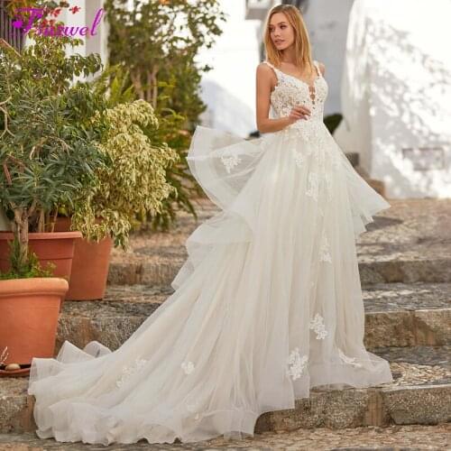Fsuzwel Sexy Sweetheart Neck Backless A-Line Wedding Dress 2020 Gorgeous Appliques Ruched Tulle Court Train Princess Bridal Gown