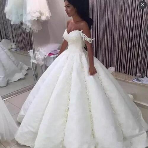 Ball Gown Wedding Dresses With Lace Appliques Beads Sequins Off The Shoulder Wedding Gowns Floor Length Satin Lace Up Back Brida