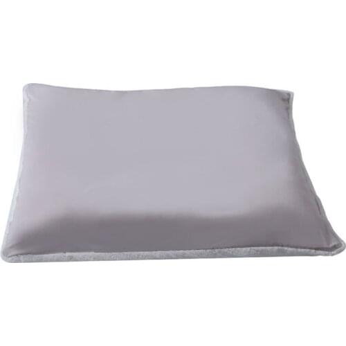 Ice Silk Soft Pet Mat Four Seasons Available Cool and Comfortable Deep Sleep Pets Pad Portable Dog Bed Supplies