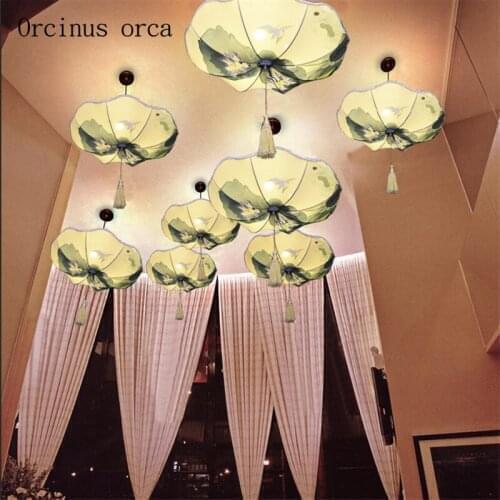 Orcinus orca Hand Lights