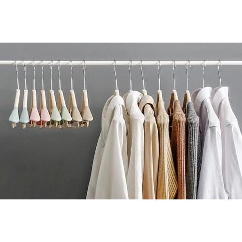 New 100pcs/lot Adult Coat Hangers Strong Plastic Clothes Hangers for Tops/Skirts/Dresses /trousers Non-Slip Hanger Hook 42cm