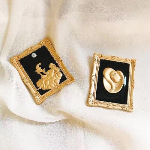 YANGLIUJIA Metal Frame Canvas Brooch Retro Baroque Clothing Accessories Women Jewelry Gift