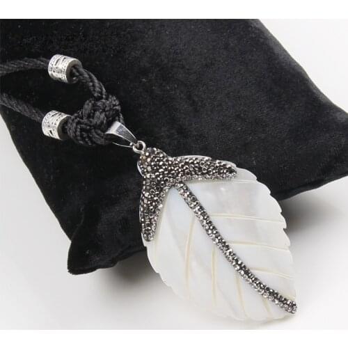 Bohemian Claim SeaShell Leaf Shape White/Black Rhinestone Nylon Lucky Knot Long Necklace Women Sweater Choker Lady Chain Jewelry