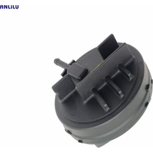 PCV valve Engine Valve Cover 11127552281 For B-MW E82 E90 128i 328i 528i X3 X5 Z4 11-12-7-552-281 11 12 7 552 281