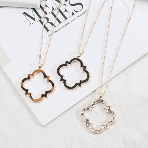 PU Leather Leopard Snakeskin Mosaic Open Quatrefoil Necklace for Women 2021 Trendy Classics Long Necklace Cutout Clover Jewelry