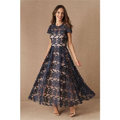 Dark Navy BHLDN Mother Of The Bridal Dresses Jewel Neck Short Sleeve Lace Mothers Formal Wear Plus Size Wedding Guest Dress