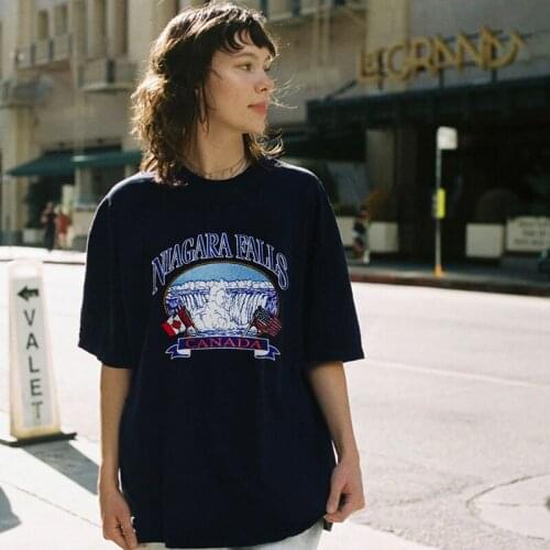 Women Waterfall Embroidery Short Sleeved T-shirt