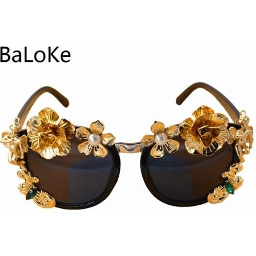 Baroque Sunglasses Women Fashion Metal Flower Retro Sunglasses Cat Eye Glasses For Ladies Brand Designer Oversize Sunglasses