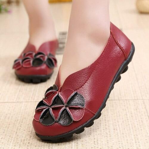 Elegant 2021 summer shoes women flats non-slip flower decoration soft casual shoes woman flats shallow ladies shoe plus size