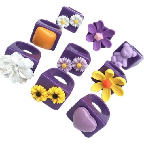 Korean Fashion Funny Colorful Acrylic Rings for Women Cute Wide Geometric Resin Ring Personality Jewelry Party Gifts for Girl