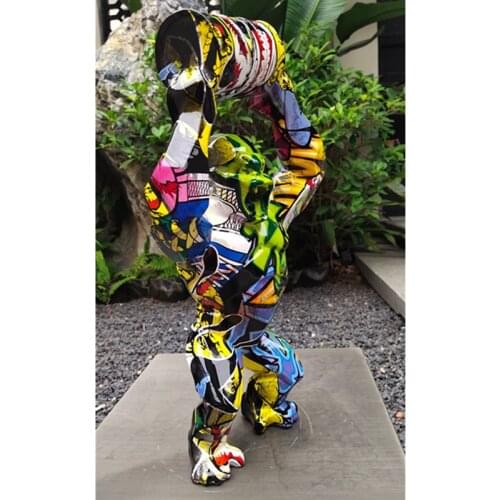COOL SHINY MONKEY KING KONG HOME DECORATION GORILLA SCULPTURE DECORATION WILD KING KONG LIFTING OIL BARREL STATUE PRESENT