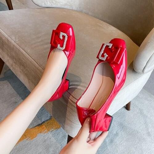 Plus Size 35-43 Med Heels Dress Shoes Women Pumps Patent Leather Boat Shoes Square Toe Office Shoes Metal zapatos mujer 8354L