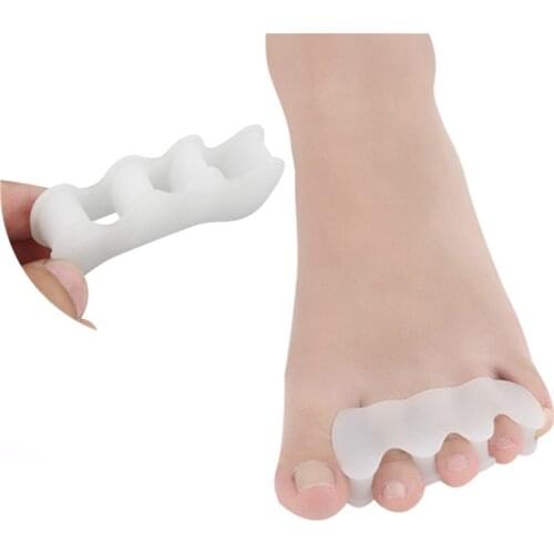 2pcs=1pair Silicone Toe Finger Separator 3 Hole Hallux Valgus Orthotics Bunion Care Overlapping Hammer Corrector Foot Care Tool