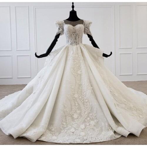 2020 New Arrivial Wedding Dress Small Bride Flashing Big Tail Pearl Crystal Super Luxury