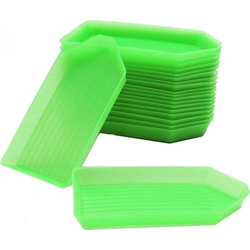 5D DIY Diamond Picture 30 Pieces Of Box Diamond Painting Tool Accessories Diamond Painting Storage Box Diamond Brush Plate