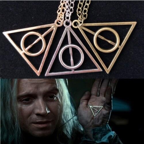 QUMORAIN Necklaces