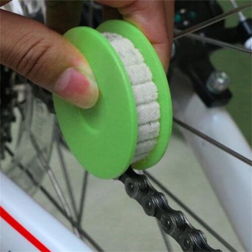 Bicycle Chain Oil Lubricator Bike Chain Oiler Chain Lubricant Roller Cycling Cleaner Lubricant Maintenance Bike Accessories