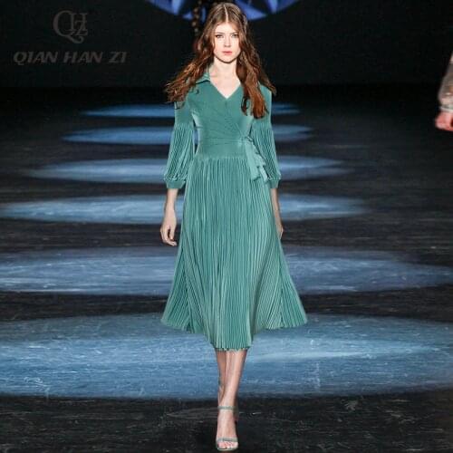 Qian Han Zi designer fashion autumn dress Lantern sleeves beaded elastic lace-up waist pleated mid-length dress women new 2021
