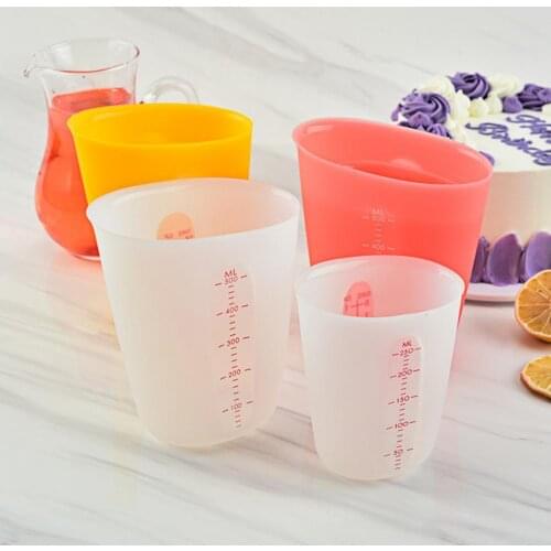 Juice Cup Non-slip Smooth Edge Easy to Clean Silicone Measuring Cup Tool for Baking Kitchen Measuring Tool Oblique Cup