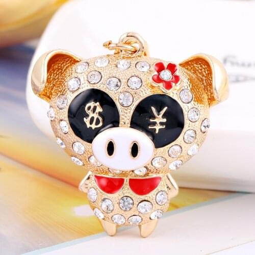 New Design Cute Crystal Pig Keychain Lovely Rhinestone Key Holder for Handbag Accessories Fashion Car Keyrings Key Chains Animal