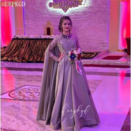 Grey Long Sleeves Saudi Arabic Evening Dress Chic Beading Appliques Pleat Satin Long Formal Women Dresses Plus Size Prom Gowns
