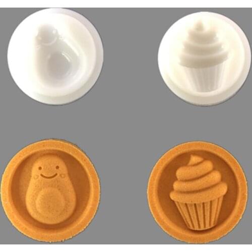 Moon Cake Mould Avocado Ice Cream Hand-Pressure Mooncake Molds for Mid-Autumn DIY Pastry Tool Sets with 2pcs Round White Mooncak