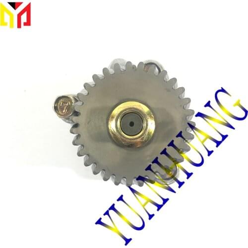 D902 Oil Pump Used Original Parts 1E125-35020 For KUBOTA Excavator Tractor Diesel Engine
