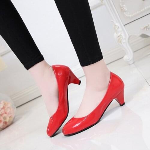 Single Shoes Simple Comfort Work Shoes Black High Heels Formal Wear Leather Shoes Sexy Small Size Womens Shoes 2020
