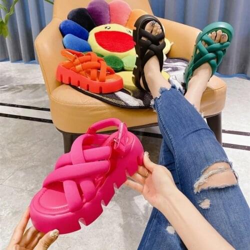 New Summer 2021 Fashion Trend Cross Strap Slippers For Women Candy Color Ladies Platform Sandals Open Toe Soft Beach Shoes