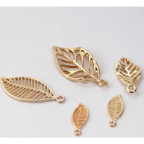 100pcs Gold Color Hollow Leaf Shape Hollow Leaves Pendant Handmade Hanging Crafts for DIY Fashion Choker Necklace