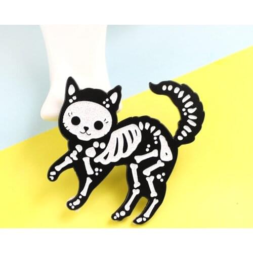 Black Cat Skeleton Bone Skull Brooch Electric Cat Gothic Punk Lapel Pin Animal Brooches Radiology For Kids Friends Jewelry