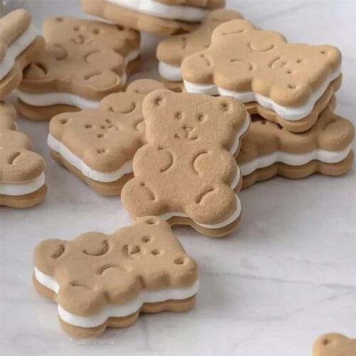 3 Holes Cute Bear Silicone Mold Chocolate Mold Biscuit Cake Baking Tools Handmade Soap Aromatherapy Decoration Cake Tools