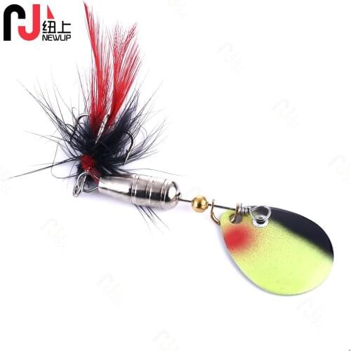 NEW UP 1pcs Fishing Spinnerbait Fishing lure Spoon Feather Hook 6.3cm-6.3g Spinner Bait