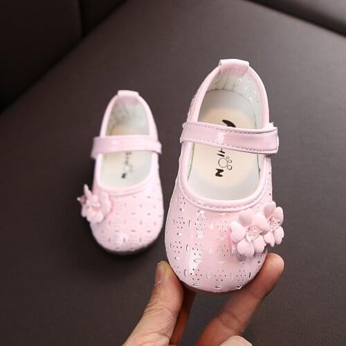 2020 New Baby Girls First Step Shoes Flower Baby Moccasins Soft Bottom Non-slip Toddler First Walkers Baby Booties Girls Shoes