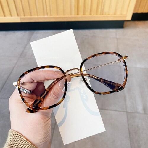 Retro Fashion Anti Blue Ray Computer Glasses Women Round Eye Glass Men Blue Light Blocking Fashion Eyewear Optical Frames 2021