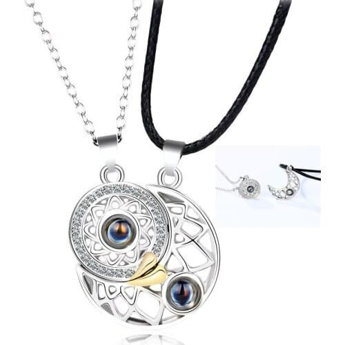 2pcs Magnetic Distance Couple Necklace for Lovers 100 Languages I Love You Projection Pendant Necklace Love Wedding Necklace